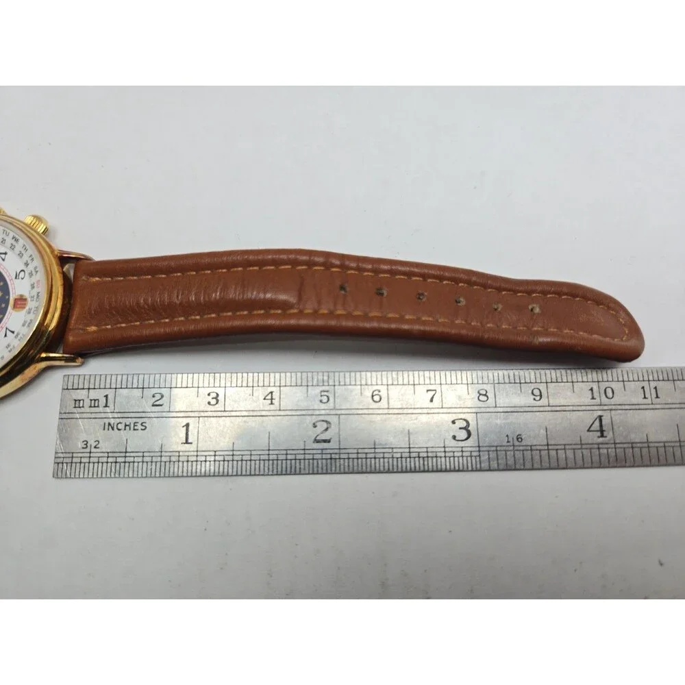 Waltham XF9020B Vintage Mens Sun Moon Calendar Goldtone Quartz Watch New Battery